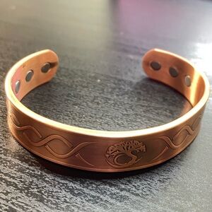 Copper healing therapy bracelet